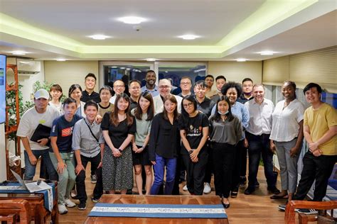 Students, alumni of USJ.